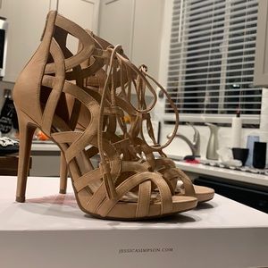Jessica Simpsons tan  stilettos brand new worn once